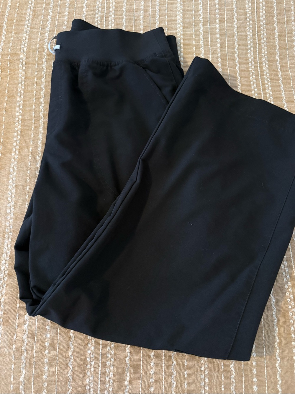 Women’s Figs High Waisted Isabel Wide Leg Scrub Pant